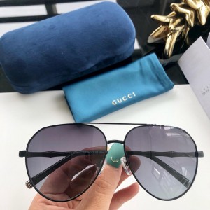 Gucci Men's Sunglasses ASS650092