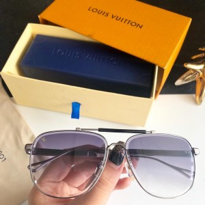 Louis Vuitton Men's Sunglasses ASS650194