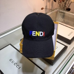 Fendi Men's hat ASS650451