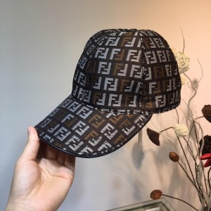 Fendi Men's hat ASS650455