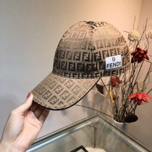 Fendi Men's hat ASS650460