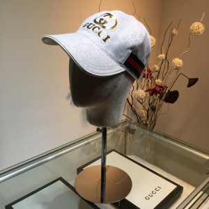 Gucci Men's hat ASS650480
