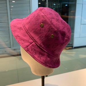Louis Vuitton Men's hat ASS650618