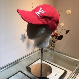 Louis Vuitton Men's hat ASS650620