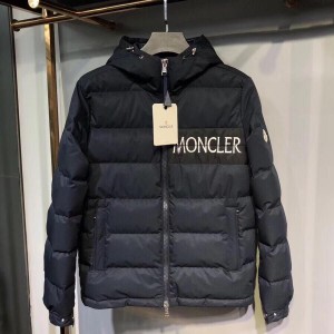Moncler Men's Down Jacket MC010023