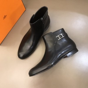 Hermes low boot in calfskin with palladium plated double H buckle MS021088