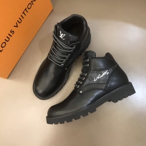 LV Oberkampf ankle boot combines black calf leather with LV's signature MS021211 Updated in 2019.11.28